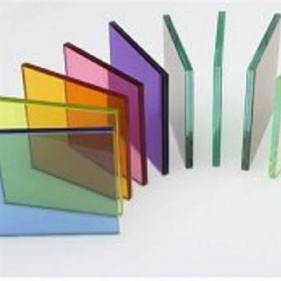 זכוכית רבודה צבעונית