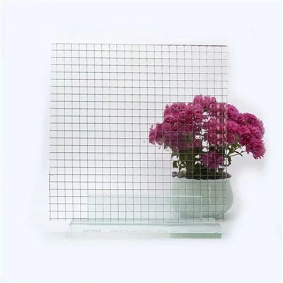 זכוכית עם דפוס קווי